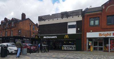 Police warn parents about kids as young as 10 throwing food and furniture and swearing at a McDonald's - www.manchestereveningnews.co.uk - Britain - Manchester