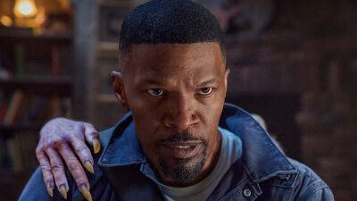Jamie Foxx - Meagan Good - Owen Gleiberman - ‘Day Shift’ Review: Jamie Foxx Is the Vampire Hunter as L.A. Working Stiff in an Ultraviolent Horror Comedy - variety.com - Los Angeles - county Valley - Florida - city San Fernando, county Valley