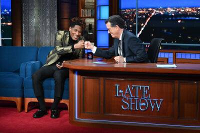 Jon Batiste Leaves ‘The Late Show’ After 7 Years, ‘It’s For All The Best Reasons,’ Says Colbert - etcanada.com