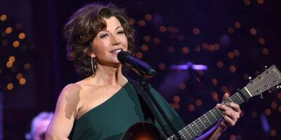 Vince Gill - Amy Grant - Amy Grant Postpones Rest of Fall Tour Following Bike Accident - justjared.com - Nashville