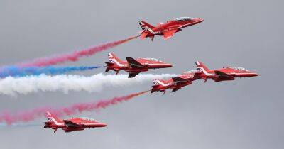 Red Arrows flying near Greater Manchester this weekend - where and when you can see them - manchestereveningnews.co.uk - Manchester