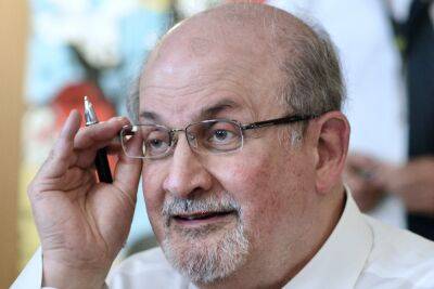 Salman Rushdie “Taken Off Ventilator, Able To Talk” In Hospital Following Stabbing Friday - deadline.com - New York - New York - Iran - county Buffalo