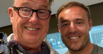 Alan Halsall - Sean Tully - Kevin Kennedy - Jenny Bradley - Corrie icon bumps into Alan Halsall at airport - now soap fans are calling for a comeback - manchestereveningnews.co.uk - county Martin - Cyprus - city Hancock, county Martin