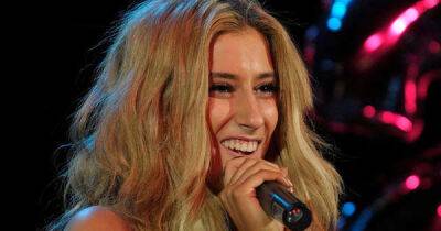 Joe Swash - Stacey Solomon - Stacey Solomon's ordinary life working in a chippy before finding fame on ITV's X Factor - msn.com