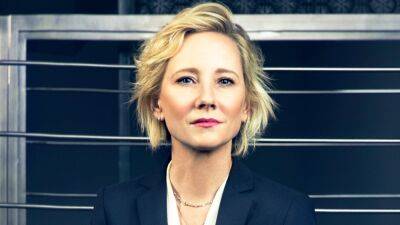 Anne Heche - Anne Heche Taken Off Life Support 'Peacefully,' Set to Donate Organs - etonline.com - Los Angeles - California