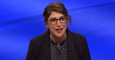 Jeopardy EP Details The Change He Asked Mayim Bialik To Make In The Name Of Authenticity - www.msn.com