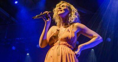 Joss Stone shows off baby bump as she performs at concert just weeks before due date - www.ok.co.uk - Britain - Germany - Berlin