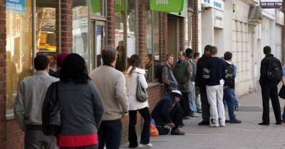 More unemployment next year than in pandemic, experts predict, as inflation set to top 13 percent this year - manchestereveningnews.co.uk - Britain - Manchester