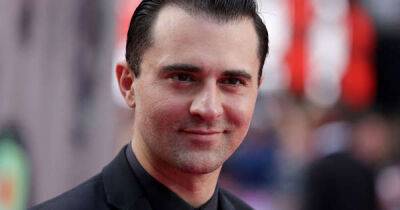 Darius Campbell Danesh - Darius Campbell Danesh tributes pour in following death of Glasgow singer and actor - msn.com - Britain - Scotland - Chicago - Birmingham - Smith - county Sheridan