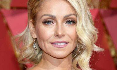 Kelly Ripa - Mark Consuelos - Kelly Ripa makes surprising confession about her children in first-look of book Live Wire - hellomagazine.com