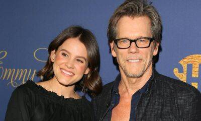 Sosie Bacon impresses fans - and mom Kyra Sedgwick - with incredible singing talent - hellomagazine.com - USA - state Connecticut - city Easttown