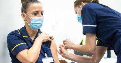 Steve Barclay - Covid-19 rates falling in Greater Manchester - but the vaccine warning is ramping up - manchestereveningnews.co.uk - Britain - Manchester - county Oldham