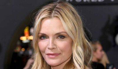 Michelle Pfeiffer - Michelle Pfeiffer, 64, stuns in makeup-free selfie as she asks for help - hellomagazine.com - county Ford