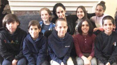 Octomom Nadya Suleman Shares Pic of Octuplets' First Day of 8th Grade - www.etonline.com