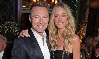 Ronan Keating - Storm Keating - Ronan Keating and wife Storm look so loved-up in gorgeous holiday snap - hellomagazine.com - Greece - city Santorini