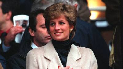 prince Harry - princess Diana - Prince Harry - prince William - Royal Family - Dodi Fayed - Henri Paul - Princess Diana Predicted Her Fatal Car Crash 2 Years Before She Died in a Mysterious Note—Here’s What It Said - stylecaster.com - France - city Paris, France