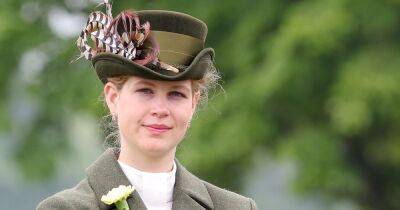 Louise Windsor - Sophie - Queen's granddaughter Lady Louise Windsor 'earning minimum wage at garden centre’ - ok.co.uk - Britain