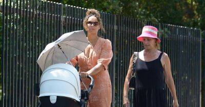 Leona Lewis - Dennis Jauch - Leona Lewis enjoys sweet family day out with mum and new baby daughter Carmel - ok.co.uk - Los Angeles