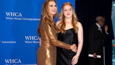 Brooke Shields shares emotional video after daughter Rowan leaves for sophomore year of college - www.foxnews.com - Washington
