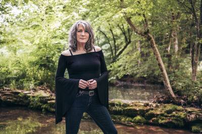 James Taylor - My Love - Linda Ronstadt - Editor’s Pick: Kathy Mattea at The Ram’s Head On Stage - metroweekly.com - South Africa - Ohio - county Florence