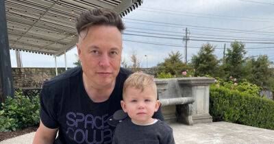 Elon Musk gave him and two-year-old son X AE A-XII matching haircuts - www.msn.com - California