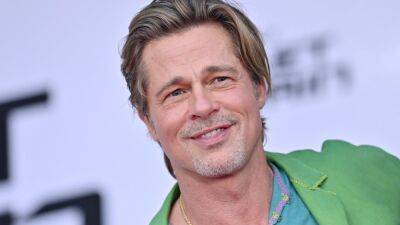 Brad Pitt - Charlie Chaplin - Jackie Chan - David Leitch - Brad Pitt on How Pottery Became His Pandemic Hobby (Exclusive) - etonline.com - Los Angeles