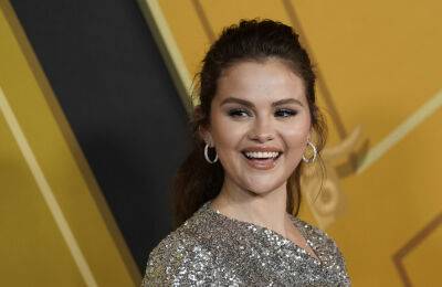 Melanie Griffith - Selena Gomez Is Developing A ‘Working Girl’ Reboot - etcanada.com - county Harrison - county Ford