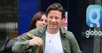 Jamie Oliver - Jamie Oliver jokes he's been 'dumped' by his teenage kids - msn.com