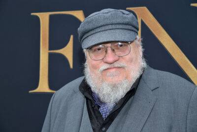 David Benioff - Williams - George R.R. Martin Urged HBO to Make ‘Game of Thrones’ Run for ’10 Seasons at Least’ - variety.com - county Martin - state New Mexico - Beyond