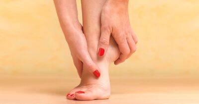 Three health reasons your feet are burning - including too much alcohol - dailyrecord.co.uk