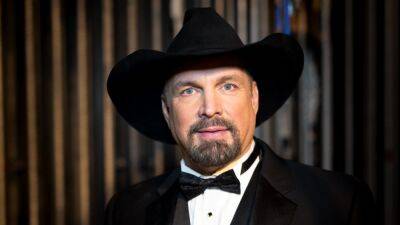 Garth Brooks Explains Why His NatGeo Docuseries About National Parks Will Make You Proud (Exclusive) - www.etonline.com - USA