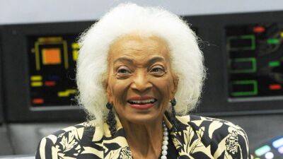 'Star Trek' Icon Nichelle Nichols' Ashes to Be Launched Into Space - www.etonline.com - Florida - Beyond