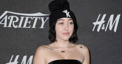 Miley Cyrus - Noah Cyrus - Billy Ray Cyrus - Noah Cyrus releases song inspired by her parents' divorce - msn.com