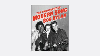 Frank Sinatra - Bob Dylan - Willie Nelson - Elvis Presley - Ray Charles - My House - Chris Willman-Senior - All 66 Songs Bob Dylan Writes About in ‘Philosophy of Modern Song’ Book Revealed: From Ray Charles to the Clash, Cher and the Eagles - variety.com - USA - Las Vegas - county Van Zandt