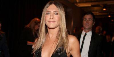 Jennifer Aniston Puts This Candle All Around Her Home & Movie Trailers! - www.justjared.com