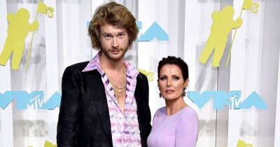 Addison Rae - Sheri Easterling - Monty Lopez - Addison Rae’s Mom Sheri Easterling, 42, and Yung Gravy, 26, Make Out During Red Carpet Debut at the 2022 MTV Video Music Awards: Photos - usmagazine.com