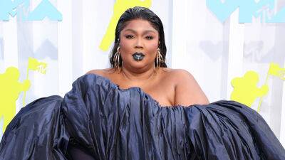 VMAs get political as Lizzo pleads with fans to vote and 'make changes to laws that are oppressing us' - www.foxnews.com - New Jersey
