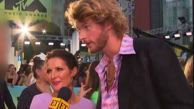 Yung Gravy Brings Addison Rae's Mom as His VMAs Date, Discusses Viral Romance (Exclusive) - www.etonline.com