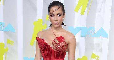 Ashley Graham - Oscar De-La-Renta - Justin Ervin - Chloe Bailey - From Lizzo’s Dramatic Balloon Dress to Anitta’s Corset Gown: See The Best Dressed Stars at 2022 VMAs: Video - usmagazine.com - New Jersey