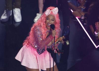 Nicki Minaj Delivers Epic Performance, Thanks Britney Spears, Beyonce And Others In Vanguard Acceptance Speech - etcanada.com - county Jay - Houston - county Wayne