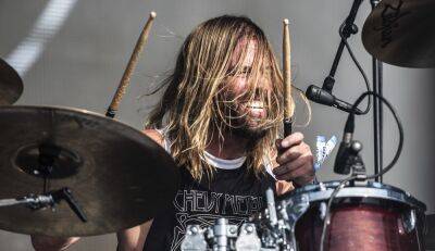 Taylor Hawkins - One of Taylor Hawkins’ Last Drumming Performances Can Be Heard on King Princess’s ‘Let Us Die’: How the Collab Came to Be - variety.com