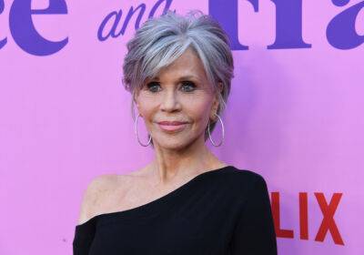 Jane Fonda - Jane Fonda Is ‘Not Proud’ She Got A Facelift: ‘I Want Young People To Stop Being Afraid About Getting Older’ - etcanada.com