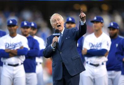L.A. City Hall To Be Lit Up In Honor Of Vin Scully, Says Mayor Eric Garcetti: “He Was The Soul Of Los Angeles” - deadline.com - Los Angeles - Los Angeles - county Hall - city Brooklyn - county Major
