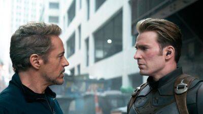 Robert Downey-Junior - Chris Evans - Chris Hemsworth - Josh Horowitz - Kevin Feige - Jeremy Renner - Mark Ruffalo - Joe Russo - Anthony Russo - Kevin Feige Pitched an Early Version of ‘Avengers: Endgame’ in Which Thor, Captain America and All the ‘OGs’ Died - thewrap.com