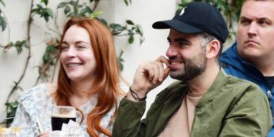 Lindsay Lohan & Bader Shammas Share A Sweet Moment During Lunch In NYC - www.justjared.com - New York