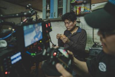 ‘Parasite’ Star Song Kang-ho Confirmed For First Korean Series ‘Uncle Sam Shik’ - deadline.com - South Korea - city Seoul - Japan - North Korea