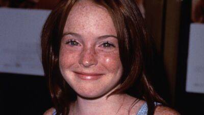 Lindsay Lohan Recreated a Photo from The Parent Trap Days in London - www.glamour.com - California - county Dakota