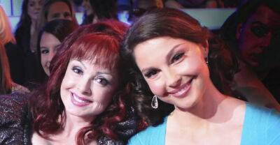 Ashley Judd - Says She - Naomi Judd - Larry Strickland - Ashley Judd Calls For Privacy Protections Of Those Impacted By Suicide, Says She “Felt Cornered And Powerless” By Police On Day Of Mother Naomi’s Death - deadline.com - New York - county Ashley - Tennessee