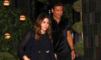 Johnny Depp’s lawyer Camille Vasquez and Mario Lopez goes out for dinner in Los Angeles - us.hola.com - Los Angeles - USA - city Prague