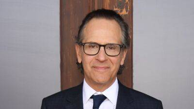 Jason Katims Signs Overall Deal With Imagine Television￼ - thewrap.com - USA - Beyond